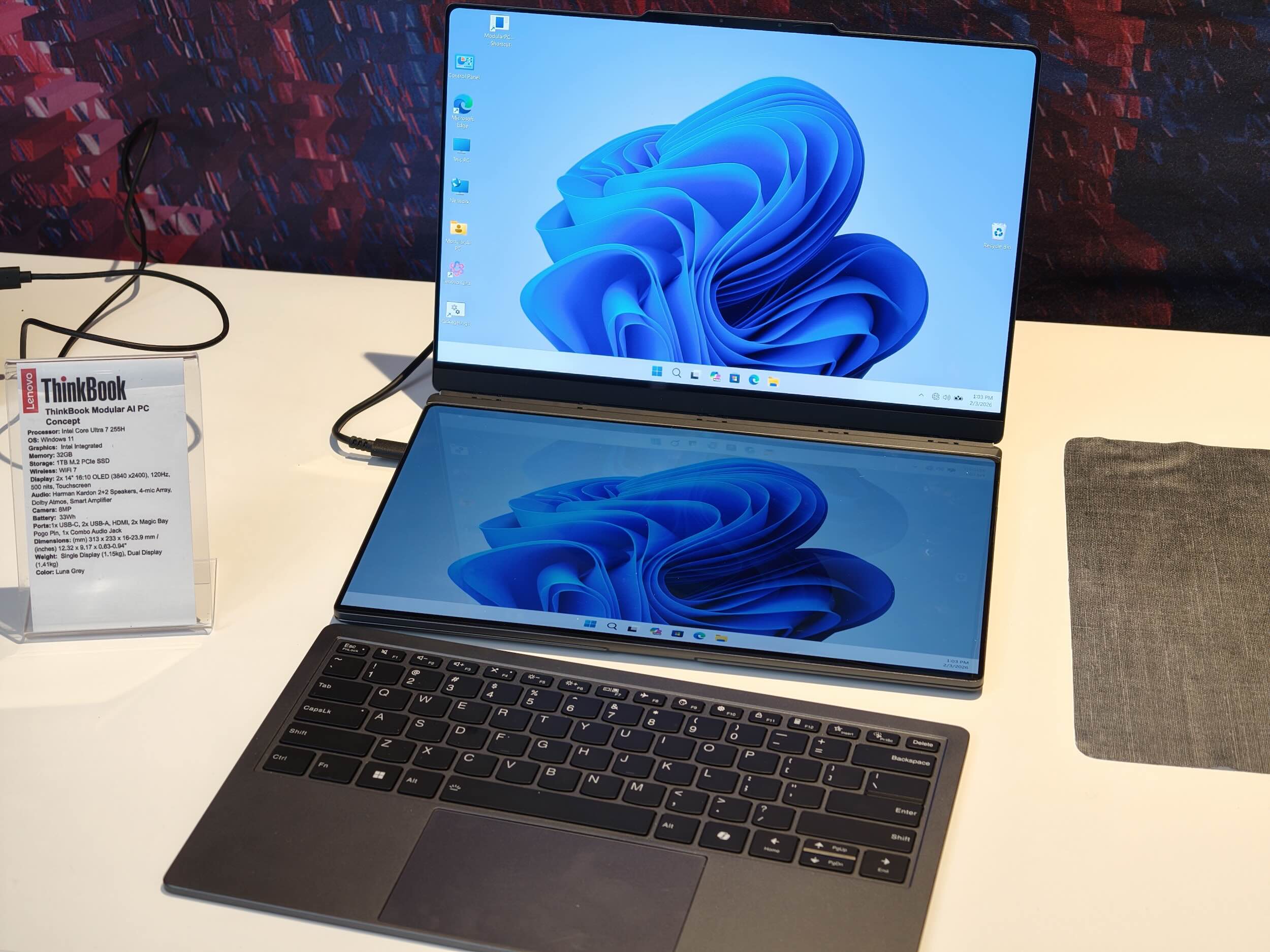 Lenovo shows off a gaming handheld with a folding screen 3 Lenovo ThinkBook Modular AI PC Concept