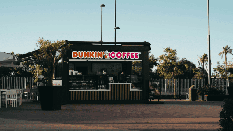 48 oz Dunkin’ drinks hit Massachusetts | ©Image Credit: Joan Oger / Unsplash