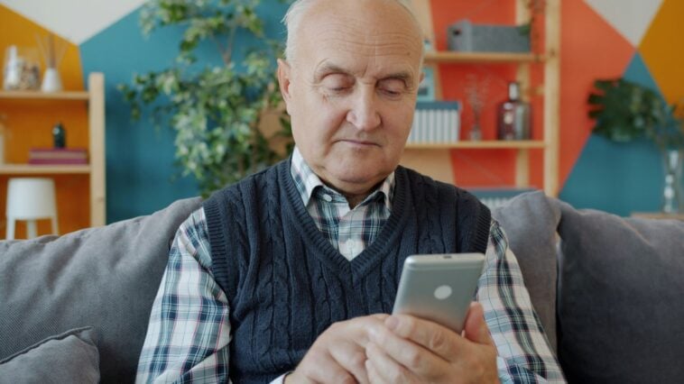 Smartphones are now widely used by older adults, with texting becoming their preferred way to stay connected | ©Image Credit: Unsplash / Vitaly Gariev