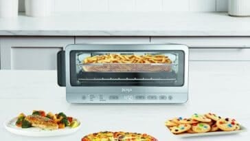 Ninja Air Fryer Toaster Oven Combo ©Image Credit: Ninja