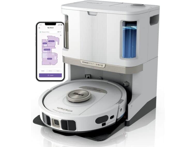 Shark PowerDetect Robot Vacuum & Mop Combo ©Image Credit: Shark