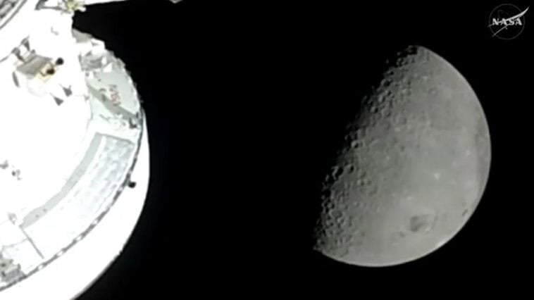 A view from the edge: Orion nears the Moon’s hidden side on April 6, 2026. ©Image Credit: NASA