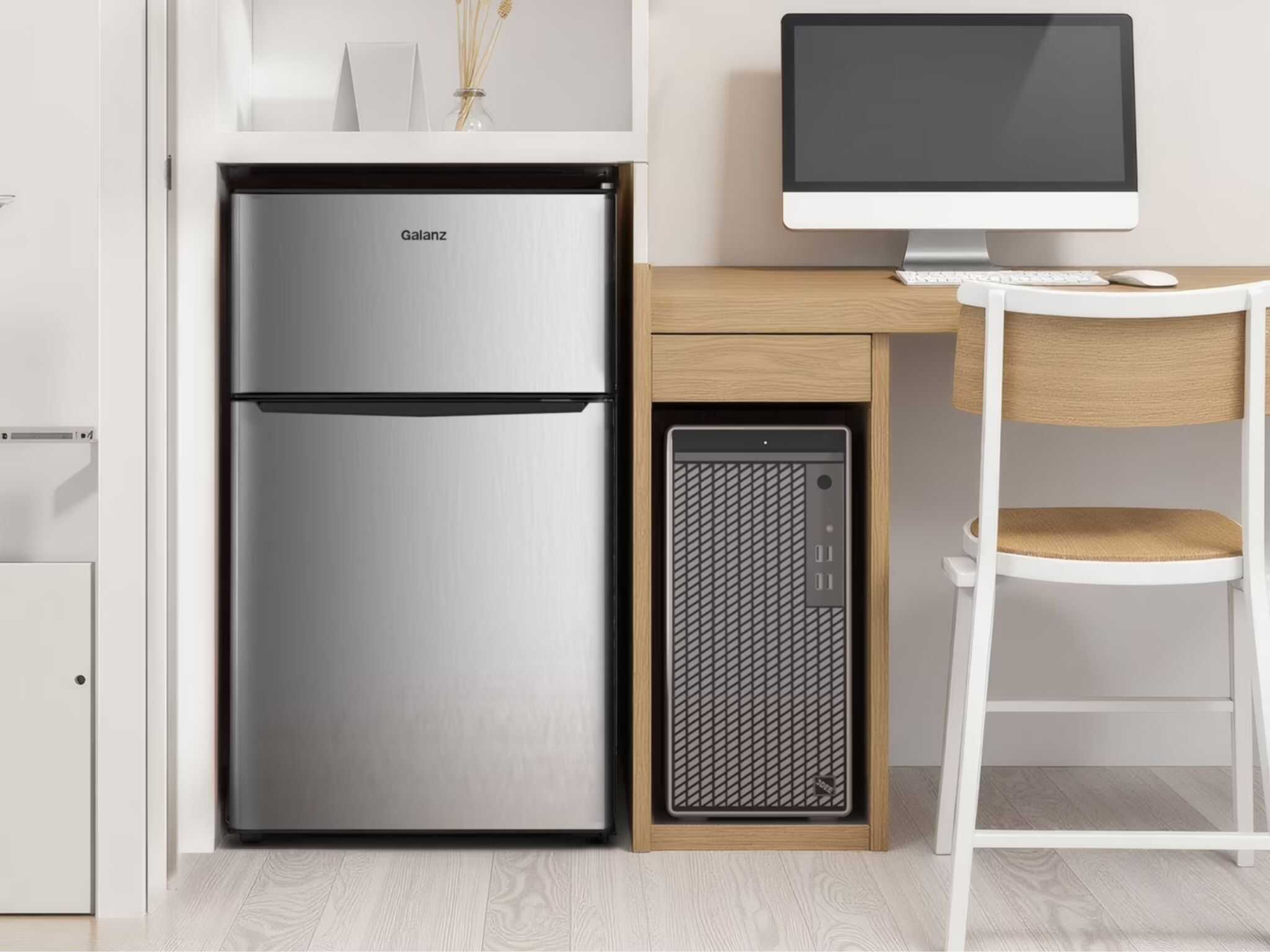 Galanz 3.1 Cu Ft Mini Fridge with Freezer ©Image Credit: Galanz
