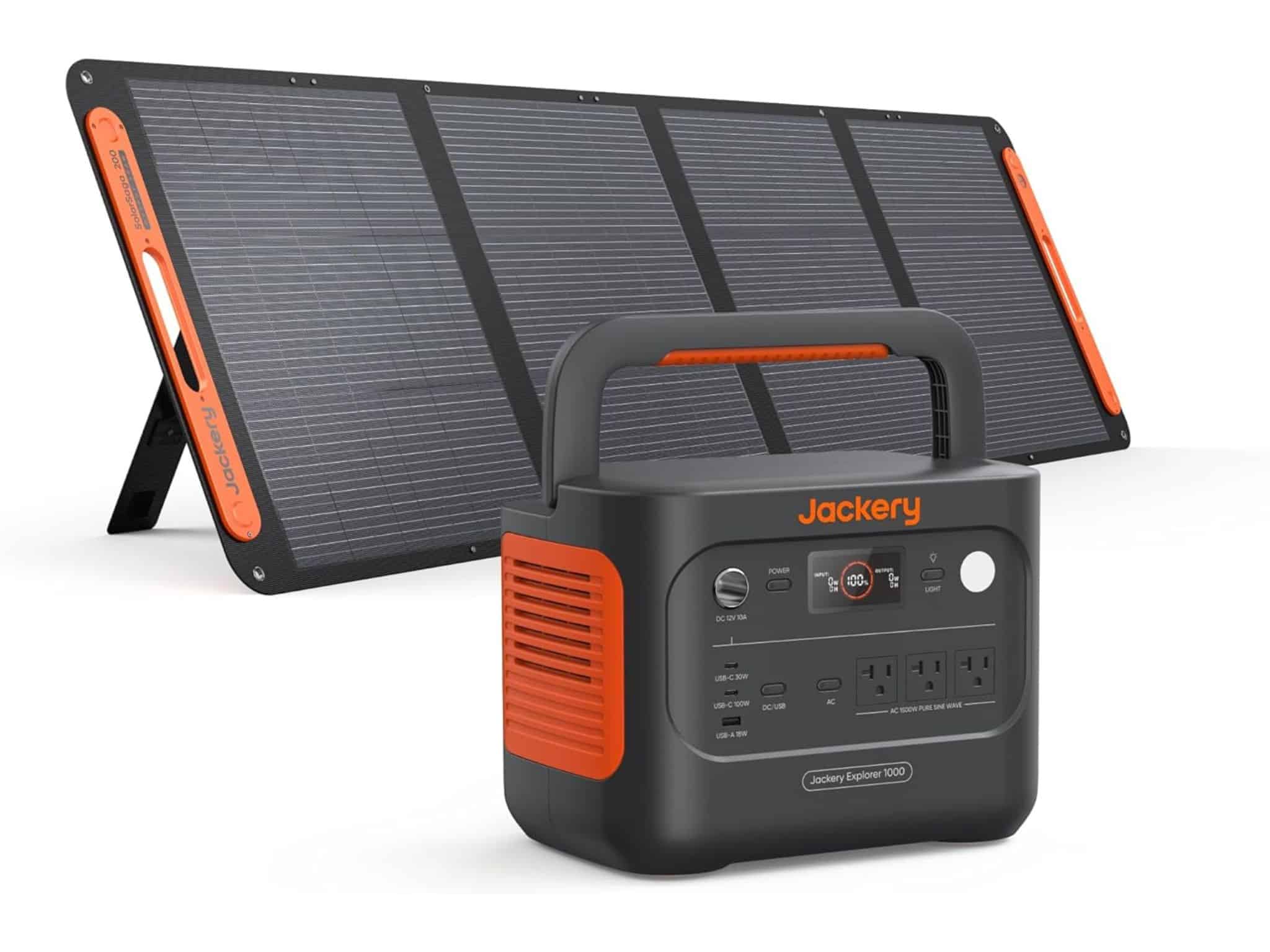 Jackery Solar Generator 1000 v2 with 200W Solar Panel ©Image Credit: Jackery