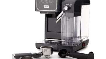 Mr. Coffee One-Touch Coffee Maker ©Image Credit: Mr. Coffee