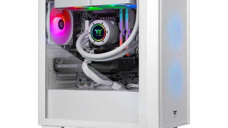 Thermaltake Versa u2660TS Gaming Desktop ©Image Credit: Thermaltake