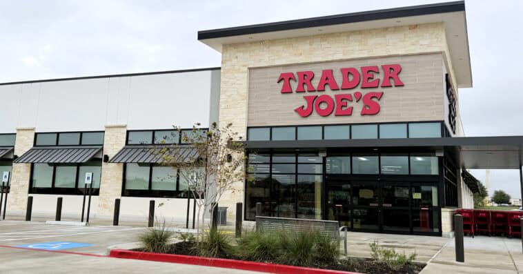 Trader Joe’s shoppers may receive about $102 from a $7.4M class action settlement. | ©Image Credit: Trader Joe's