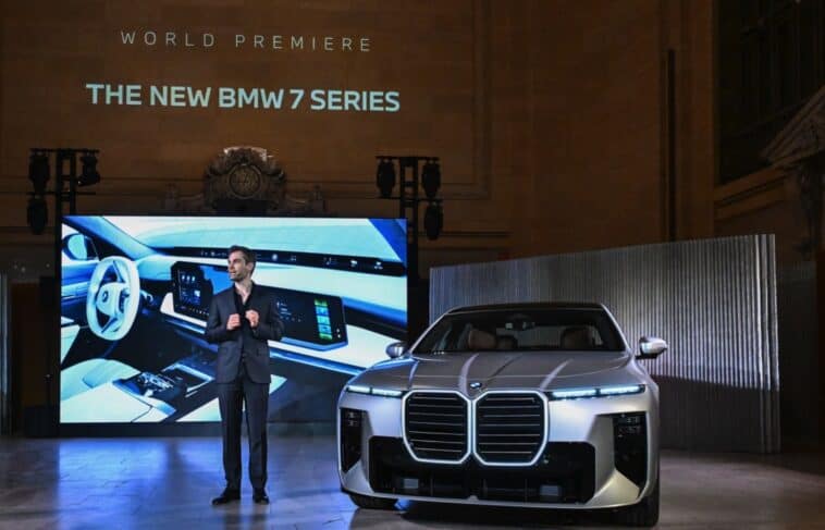 The new BMW 7 Series — the first luxury sedan to feature the automaker's Neue Klasse technology ©Image Credit: BMW