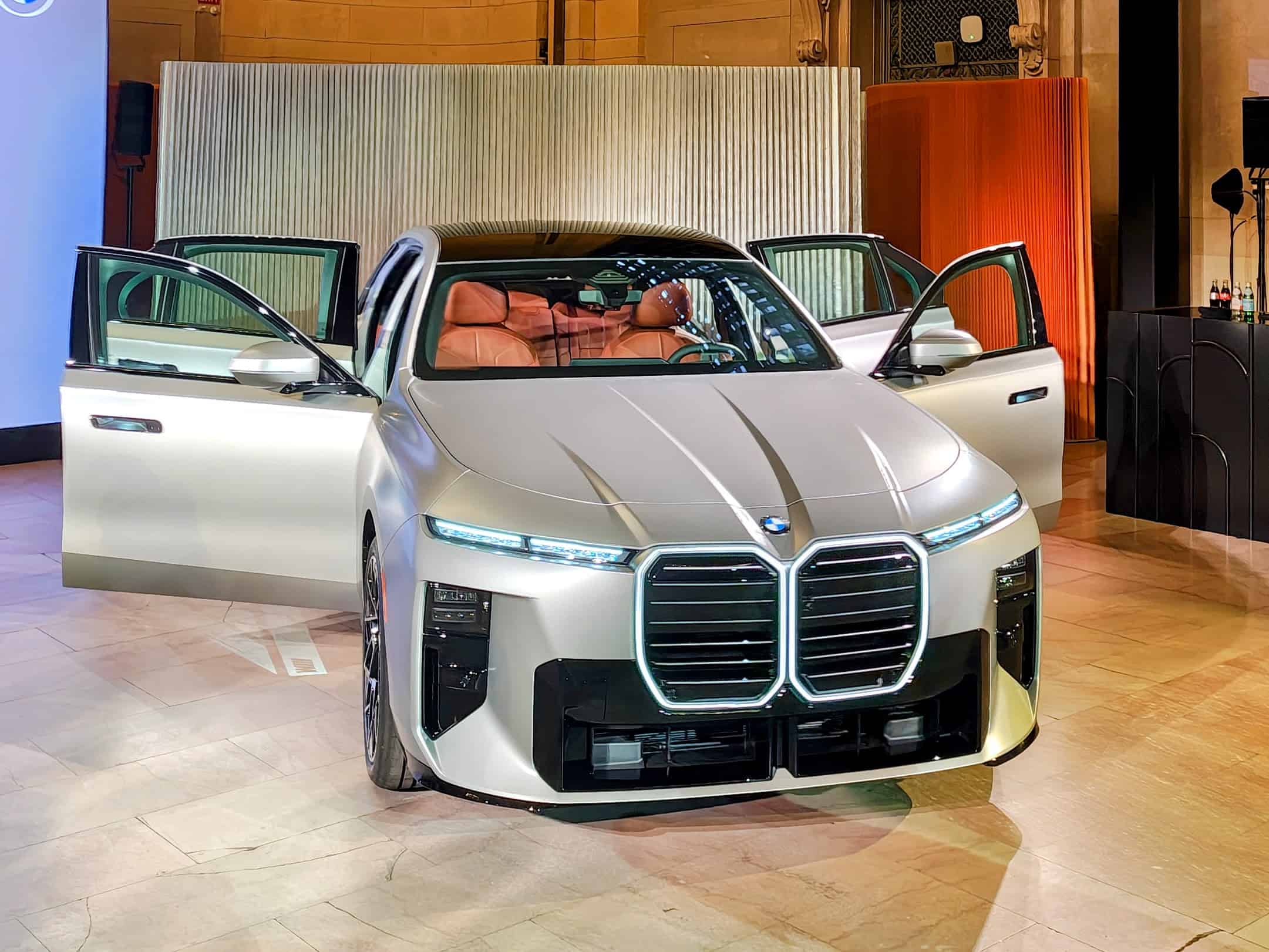 BMW's new design language hits different on the 7 Series — the Iconic Glow grille and crystal headlights give the front end a monolithic presence