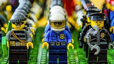 The only thing more painful than stepping on a Lego is losing two entire trailer-loads of them. ©Image Credit: Unsplash / Giampiero Fanni