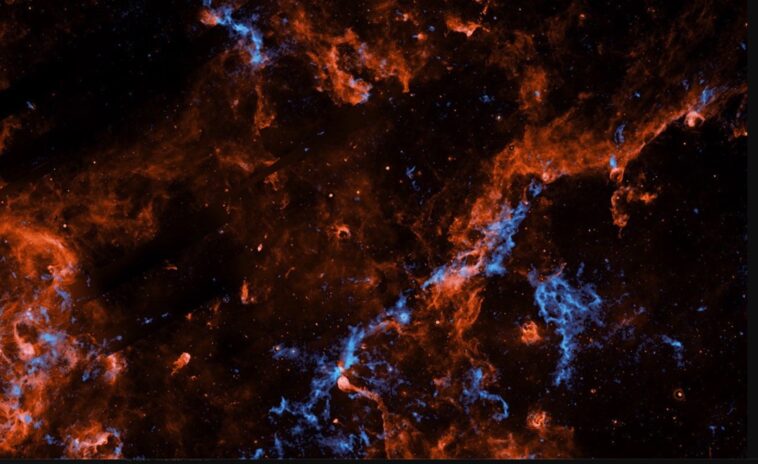 Massive interstellar glaciers are hiding in space and they’re way bigger than anything on Earth ©Image Credit: Unsplash / Bhautik Patel)