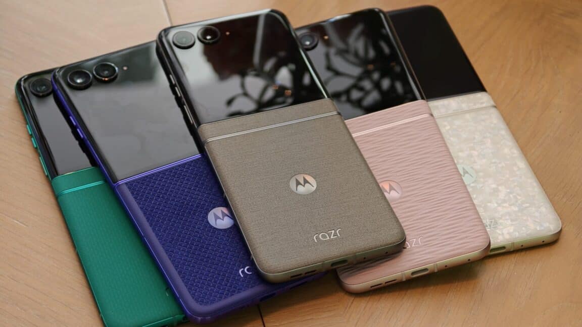 Motorola's 2026 Razr lineup once again doubles down on style, featuring an array of premium textures and Pantone colors ©Image Credit: GEEKSPIN