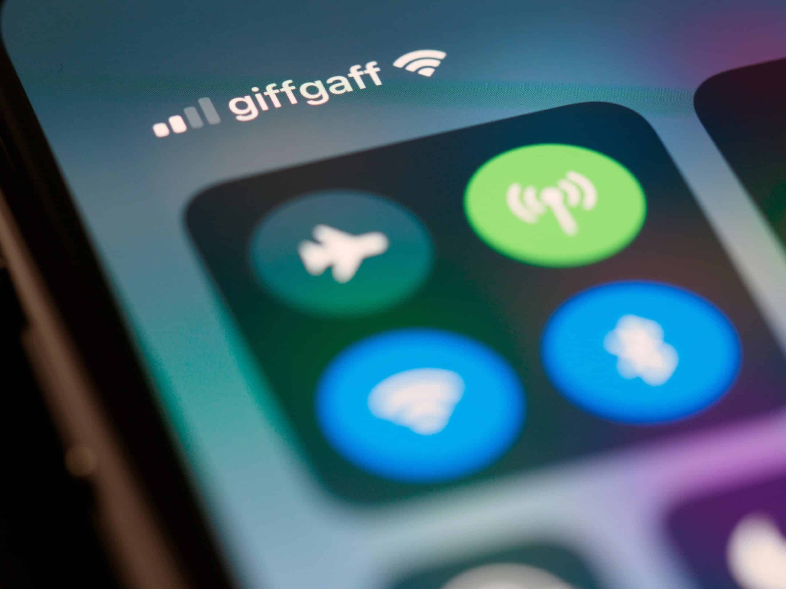 The FCC warns that leaving Bluetooth on can expose your device to hackers ©Image Credit: Unsplash / Brett Jordan