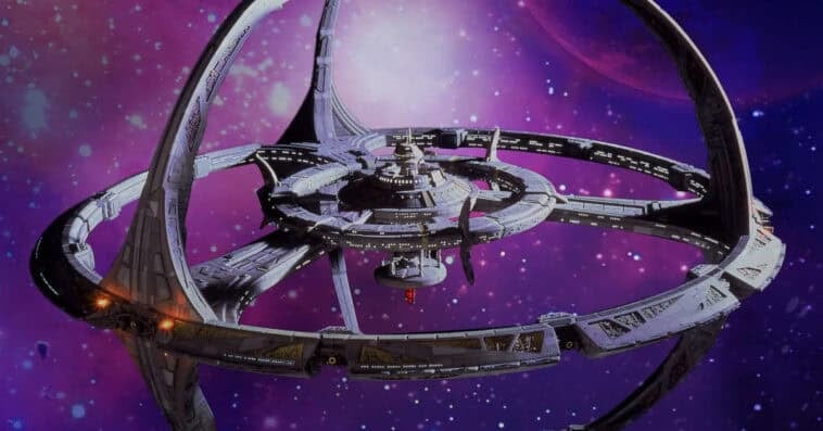 Deep Space Nine returns after 27 years in Stargazers, a new Star Trek WEBTOON series reimagining the beloved space station. | ©Image Credit: Paramount