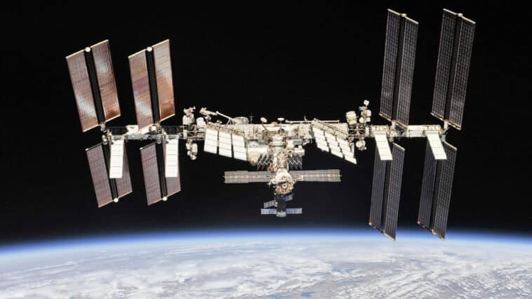 NASA tracks renewed air leak aboard the ISS, raising concerns about aging structure and long-term space station safety. | ©Image Credit: NASA