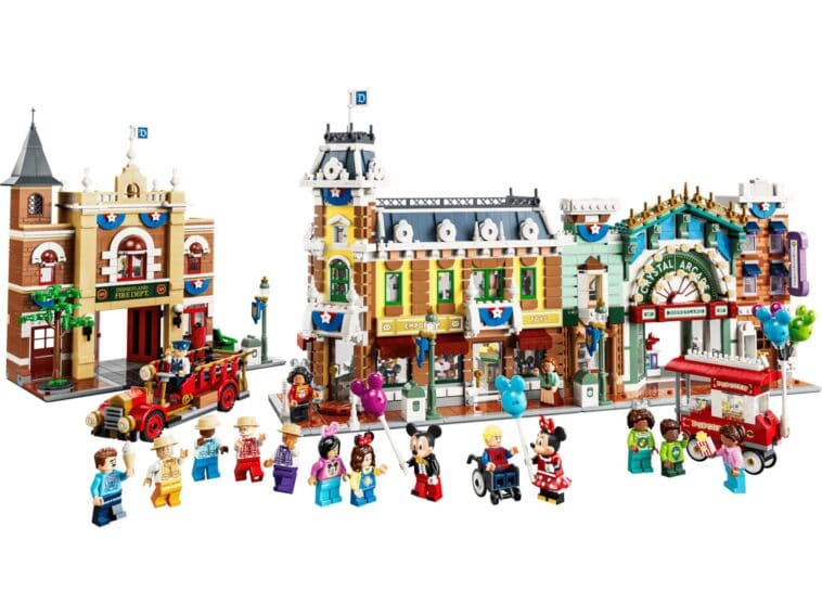 LEGO Disney Main Street, U.S.A. ©Image Credit: LEGO