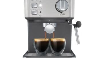 Mr. Coffee Compact Espresso Maker ©Image Credit: Mr. Coffee