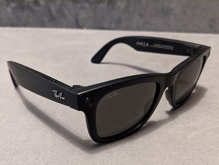 A woman was filmed without her knowledge through smart glasses and then asked to pay to have the video removed | ©Image Credit: Wikimedia Commons / cavebear42