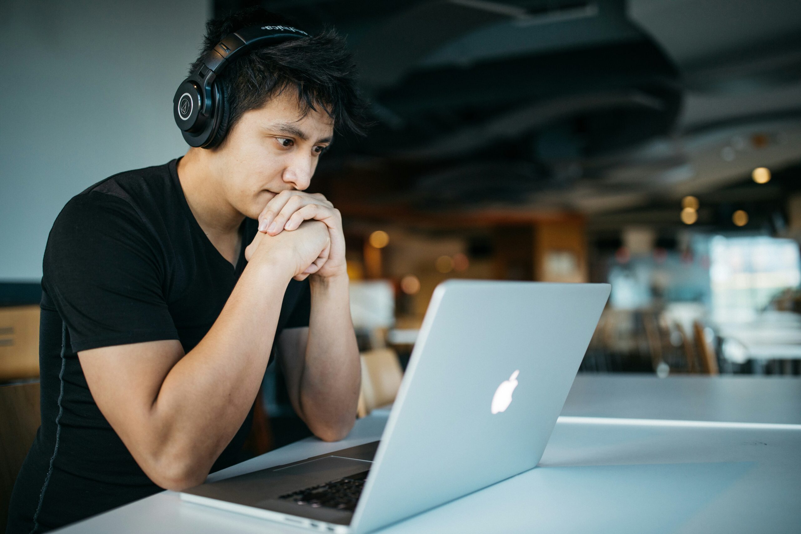 Students across the U.S. were locked out of Canvas after hackers targeted the education platform | ©Image Credit: Unsplash / Wes Hicks