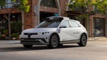 A Waymo robotaxi equipped with the company’s autonomous driving technology. | ©Image Credit: Waymo