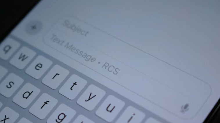 Apple’s iOS 26.5 update adds end-to-end encryption for supported RCS chats with Android users | ©Image Credit: Unsplash / Samuel Angor