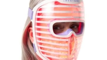 iRestore LED Face Mask ©Image Credit: iRestore