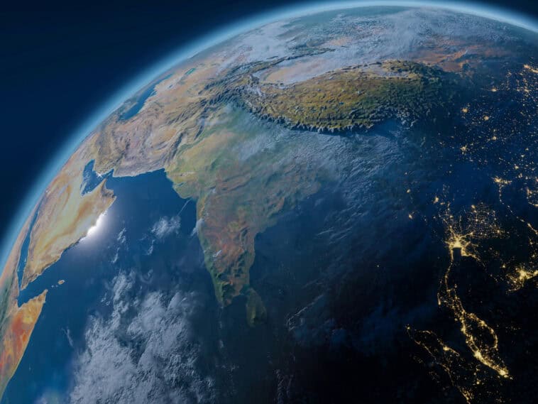 Scientists have proposed a space-based shield that could reduce the impact of dangerous solar storms by more than 50% | ©Image Credit: Unsplash / Carl Wang