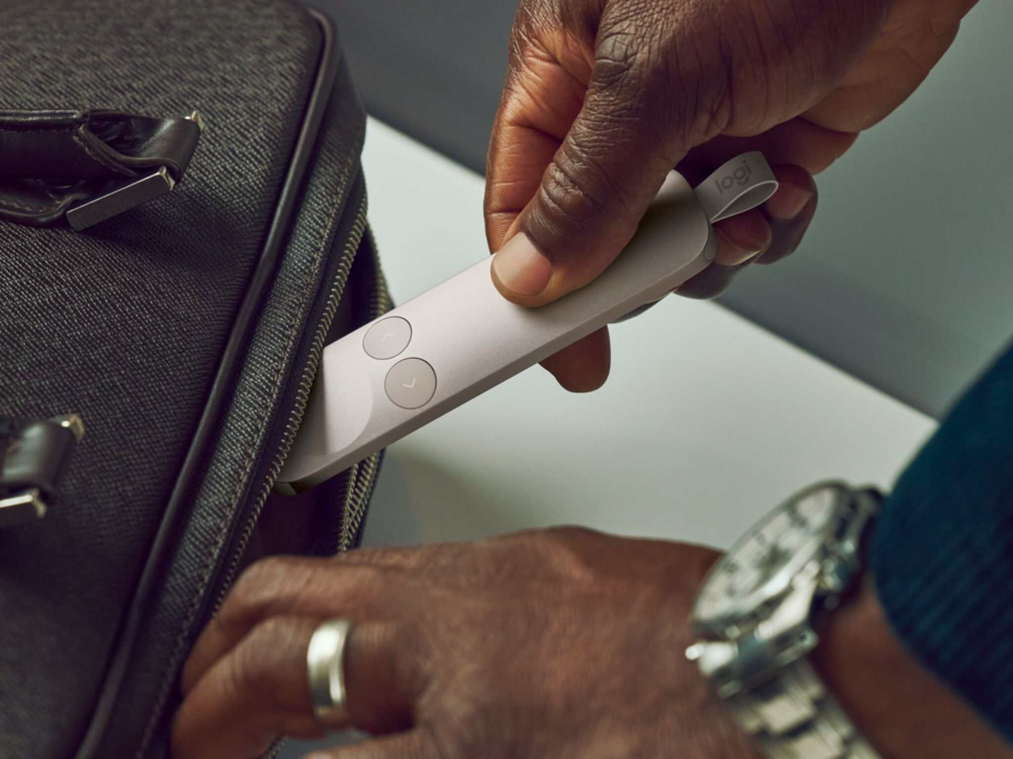 Logitech Spotlight 2 Portability ©Image Credit: Logitech