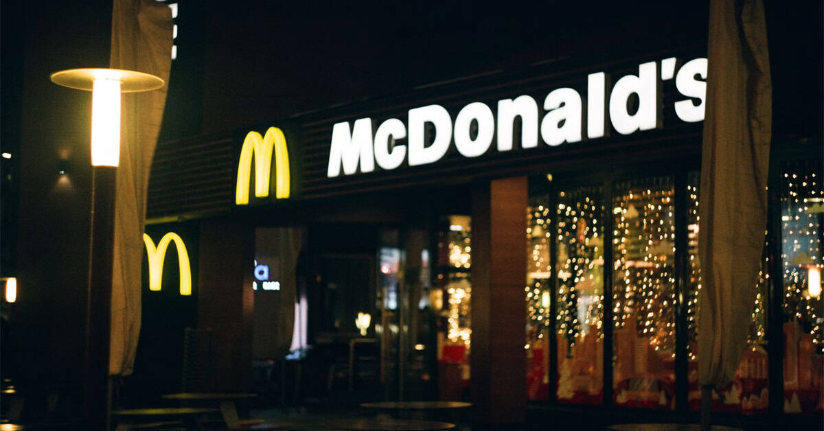 Ready for an AI future? McDonald's partners with Google to bring smarter, glitch-free voice automated ordering to drive-thrus. | ©Image Credit: VLADISLAV BOGUTSKI / Unsplash