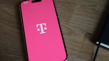 Millions of users will be shifted automatically to new T-Mobile plans in coming weeks. | ©Image Credit: appshunter.io / Unsplash