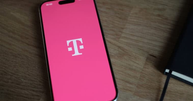 Millions of users will be shifted automatically to new T-Mobile plans in coming weeks. | ©Image Credit: appshunter.io / Unsplash