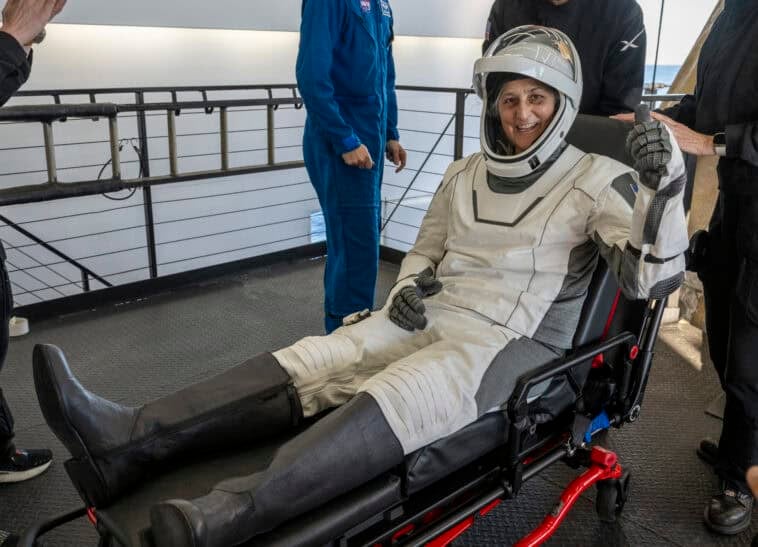 Scientists warn space travel can age your body by decades 1 Deep space travel fast-forwards cellular aging, but it may unlock the ultimate longevity tech for Earth. | ©Image Credit: NASA