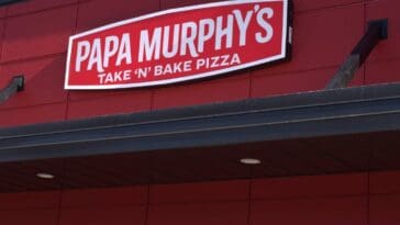 Falling sales are forcing the pizza brand to close dozens of stores across the country. ©Image Credit: Facebook / Papa Murphy's