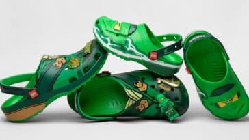 Crocs celebrates LEGO Ninjago’s 15th anniversary with a new collection featuring Lloyd-inspired clogs and exclusive ninja charms. | ©Image Credit: Crocs