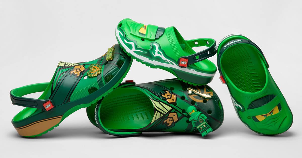Crocs celebrates LEGO Ninjago’s 15th anniversary with a new collection featuring Lloyd-inspired clogs and exclusive ninja charms. | ©Image Credit: Crocs