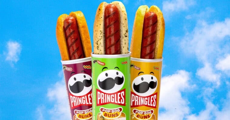 Pringles gives cookouts a makeover with potato-based Pop Dog Buns inspired by the brand’s most famous chip flavors. | ©Image Credit: Pringles