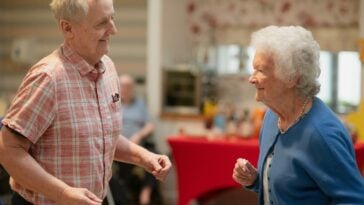 A team of Russian researchers say overcoming our biological limits could stretch human lifespans to 190 years—though immortality remains off the table. . ©Image Credit: Unsplash / Age Cymru