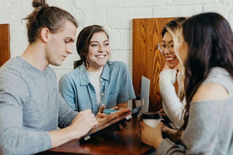 Arizona State University’s new influencer degree program is focused on turning content creators into digital professionals. ©Image Credit: Unsplash / Brooke Cagle