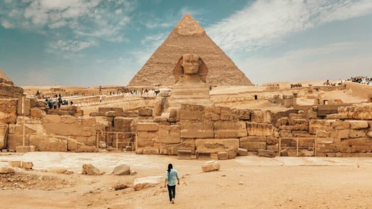 How ancient Egyptian royalty may have been flexing bows, blades, and battle skills thousands of years ago ©Image Credit: Unsplash / Spencer Davis