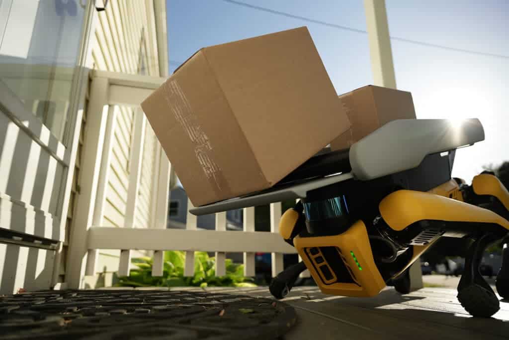 Robot dogs could soon be dropping packages at your door 2 Boston Dynamics’ Spot promises to be better at delivery than drones and rovers. ©Image Credit: Boston Dynamics