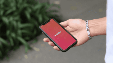 Tinder is paying out $60.5 million to settle claims it charged older users more for subscriptions | ©Image Credit: Unsplash / Good Faces Agency