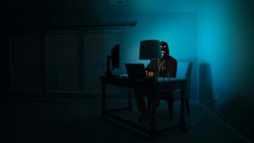 Experts warn that malware could potentially bypass Google Chrome-based passkeys on infected devices | ©Image Credit: Unsplash / Clint Patterson