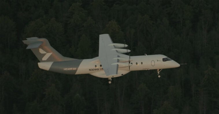 Heart Aerospace’s X1 takes flight during a landmark test, becoming the world’s largest fully battery-powered aircraft to fly without jet fuel. | ©Image Credit: Heart Aerospace