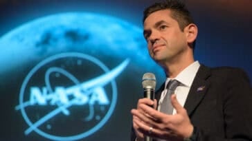 Are we alone? NASA says the search for extraterrestrial life is shaping future missions to the Moon, Mars, and distant worlds. | ©Image Credit: NASA/Bill Ingalls