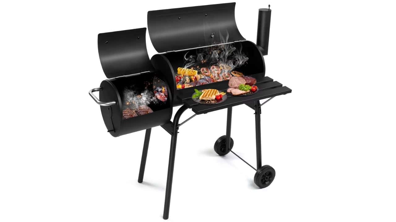 Segmart BBQ Charcoal Grill ©Image Credit: Segmart