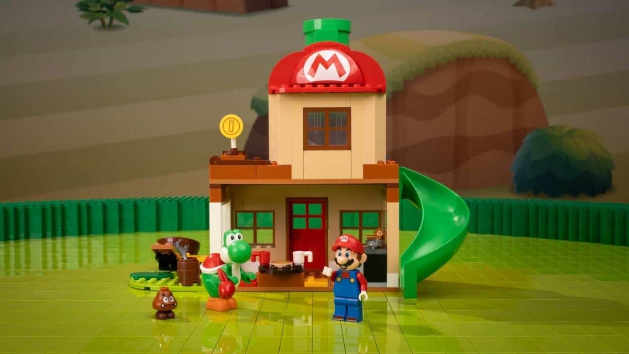 Yoshi at Mario's House ©Image Credit: LEGO