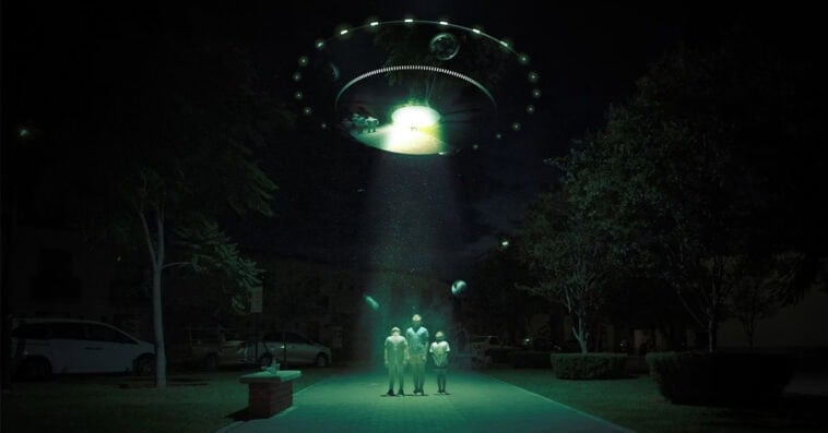 Is the US hiding UFO proof? Marco Rubio says Trump won't conceal UAP findings if evidence surfaces. | ©Image Credit: Danie Franco / Unsplash
