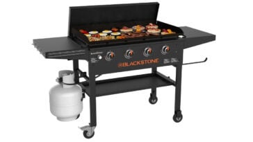 Blackstone Original 36-Inch Outdoor Griddle ©Image Credit: Blackstone