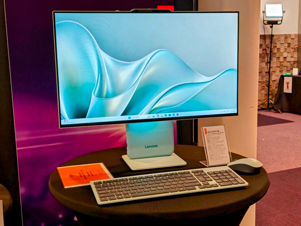 Lenovo takes on MacBook Neo with affordable Pantone laptops 3 Lenovo IdeaCentre AIO i ©Image Credit: GEEKSPIN