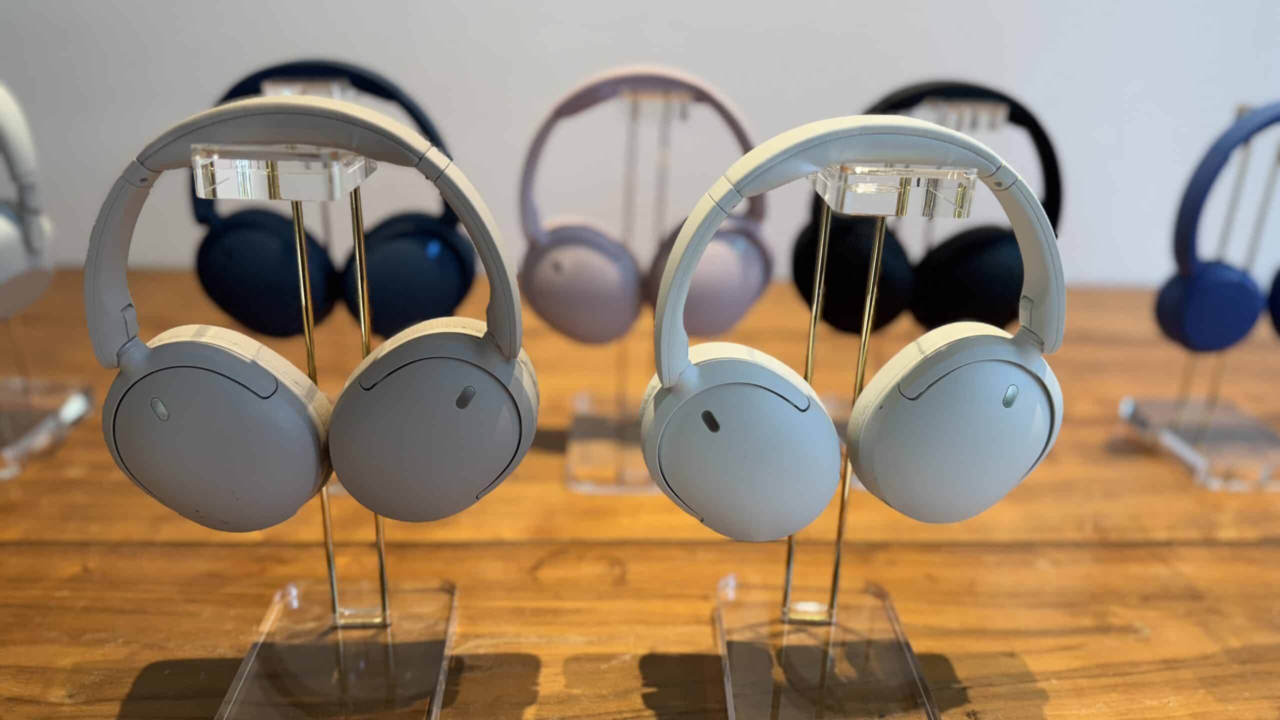 Sony teams up with Hello Kitty for surprise headphone release 3 Sony teams up with Hello Kitty for surprise headphone release 1